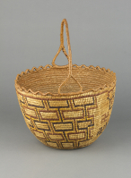 Cowlitz%20artist%2C%20%3Cb%3E%3Ci%3E%20Handled%20Gathering%20Basket%3C%2Fi%3E%3C%2Fb%3E%2C%201910%2F1920%2C%20cedar%20root%2C%20beargrass%2C%20cedar%20bark%20and%20natural%20dyes%2C%20The%20Elizabeth%20Cole%20Butler%20Collection%2C%20no%20known%20copyright%20restrictions%2C%202012.97.15